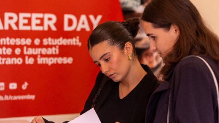 Career Day 2025: opportunità per studenti all'Università di Urbino