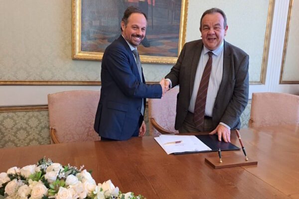 Gianluigi D’Urso, Direttore Regionale ADM per la Sardegna, e Gavino Mariotti, Magnifico Rettore dell'Università di Sassari