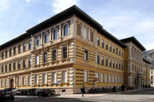 Sostieni la ricerca dell’Università di Trento con una semplice donazione Università di Trento