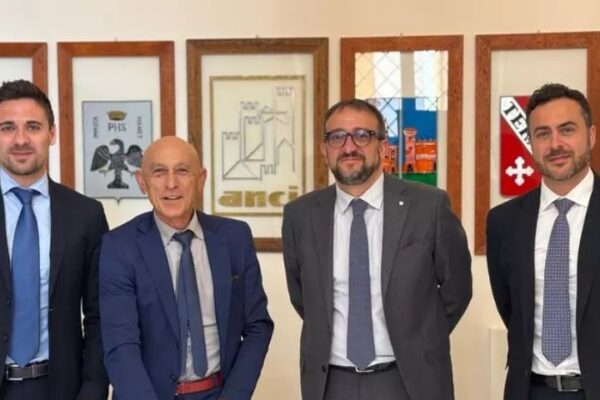 Università da Vinci e Anci Abruzzo, accordo per sconti ai dipendenti comunali Università da Vinci e Anci Abruzzo
