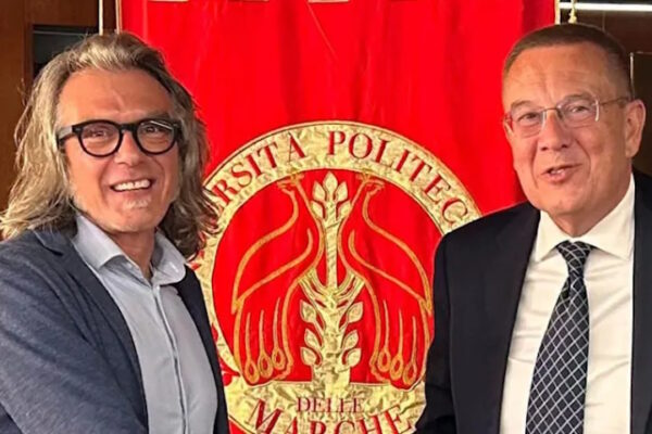 Enrico Quagliarini nuovo Rettore dell’Università Politecnica delle Marche Enrico Quagliarini con il Rettore uscente Gian Luca Gregori