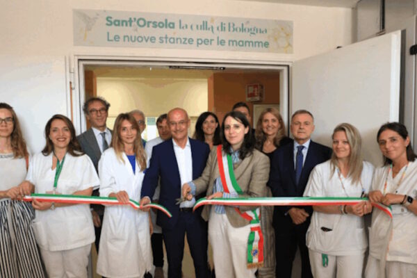La nuova maternità del Sant’Orsola tra tecnologia e accoglienza Taglio del nastro per l'apertura dei nuovi reparti all'interno del Polo Materno Infantile del Policlinico di Sant’Orsola