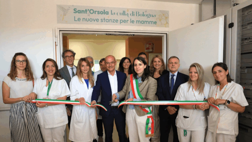 Taglio del nastro per l'apertura dei nuovi reparti all'interno del Polo Materno Infantile del Policlinico di Sant’Orsola