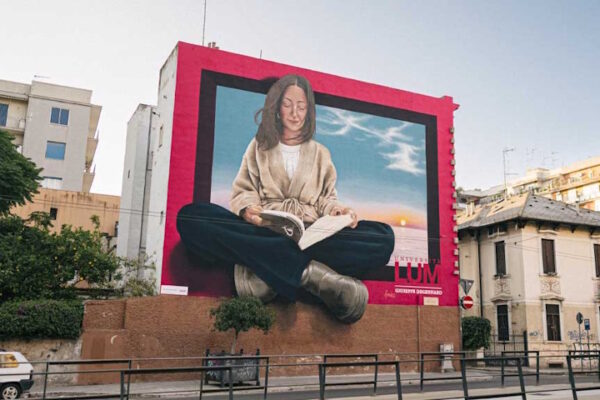 Università Lum e Studiomarte: primo murale pubblicitario in Puglia Il murale pubblicitario