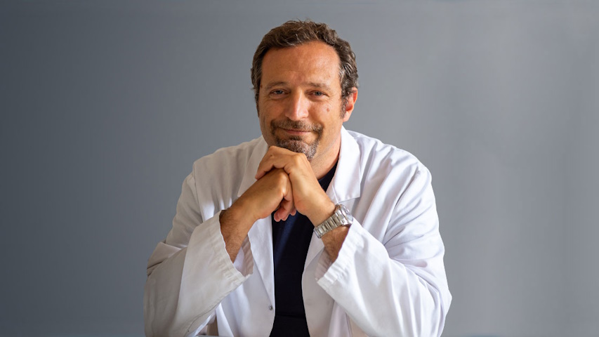 Il professor Silvio Danese, primario dell’Unità di Gastroenterologia ed Endoscopia Digestiva presso l’Irccs Ospedale San Raffaele