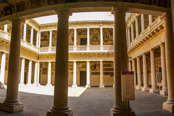 Classifica Censis 2025: Università di Padova prima, cresce Pisa Università di Padova, Palazzo del Bo